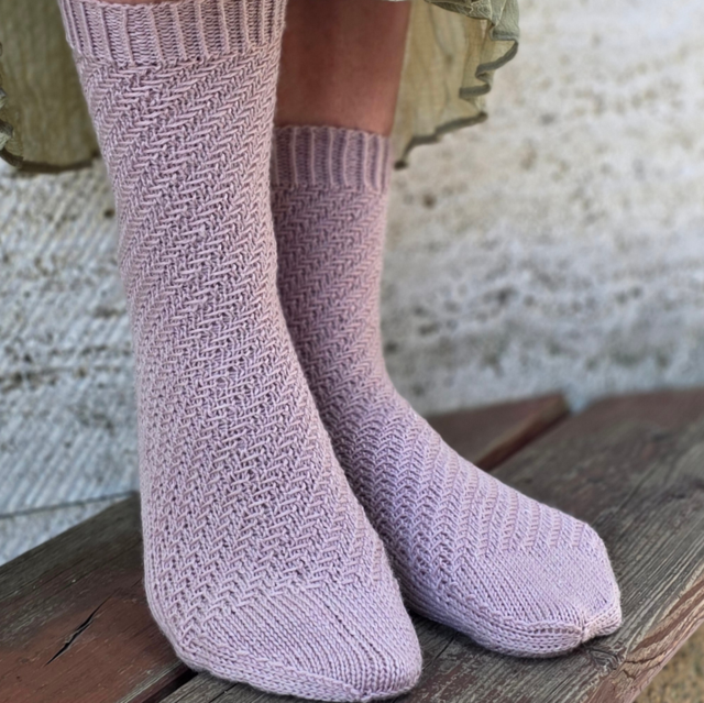 Strick-Anleitung Socken MELINE